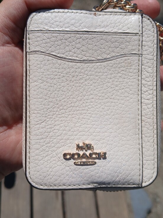 Coach Other - Coach Pebbled Leather Card Case in Off-White with Gold Hardware